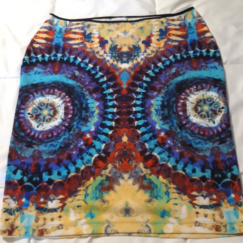 Colorful tie dye stretch skirt by Bisou Bisou